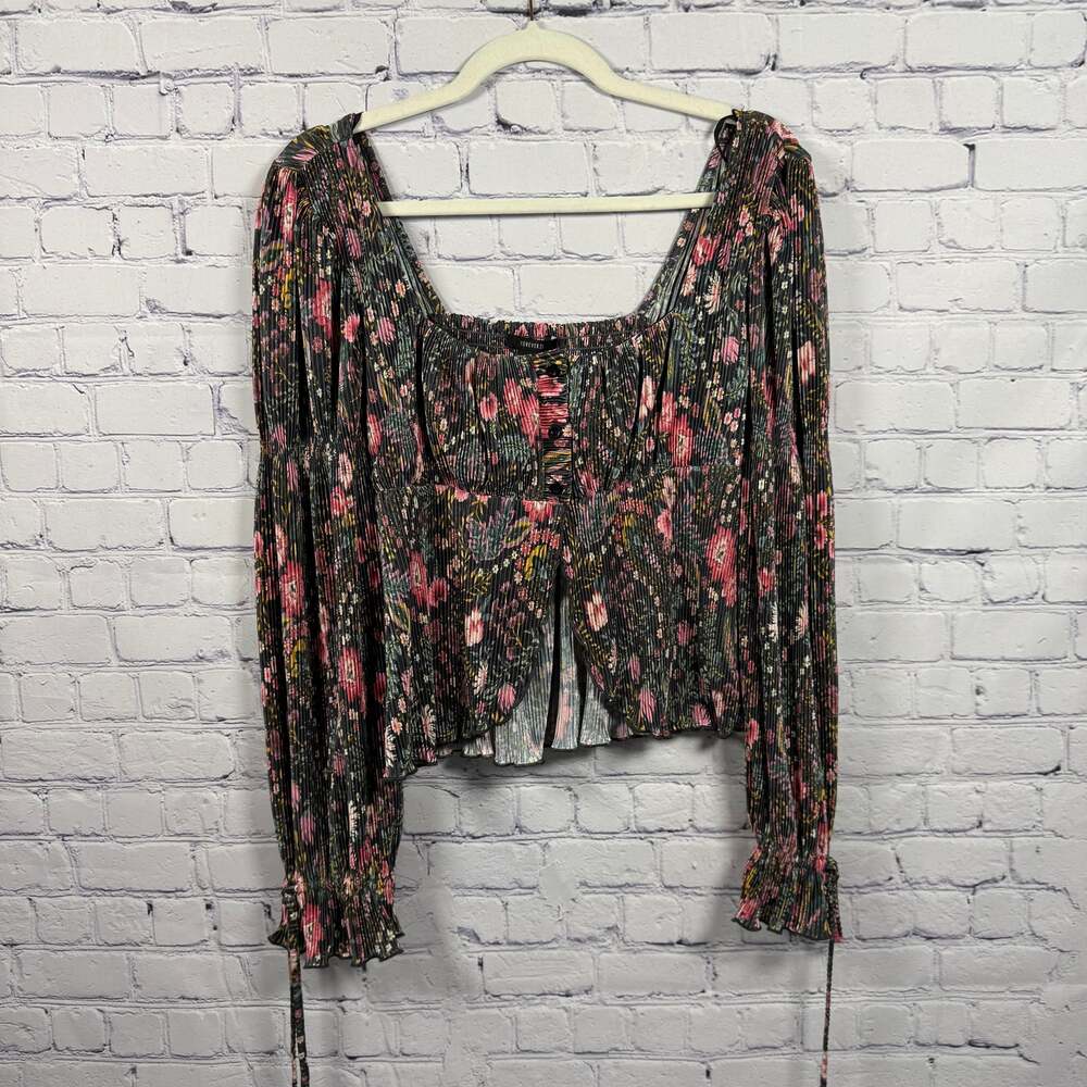 Forever 21 Black Peasant Crop Top Floral Size Small